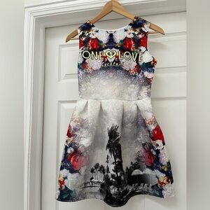 White sleeveless dress size medium